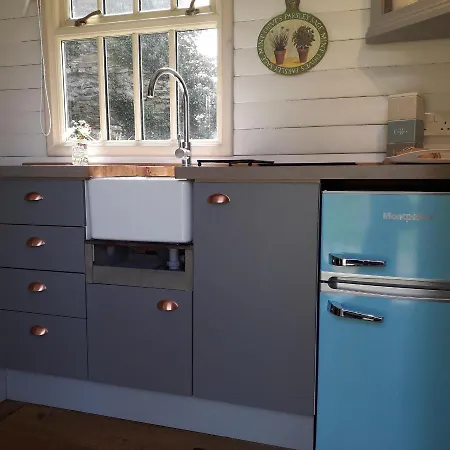 Domek letniskowy The Shepherd's Hut *