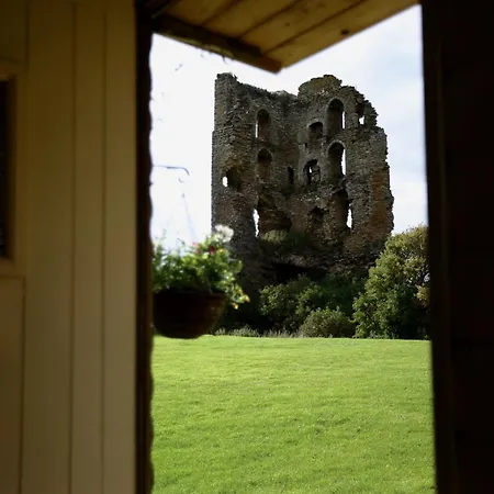Lodge The Shepherd's Hut